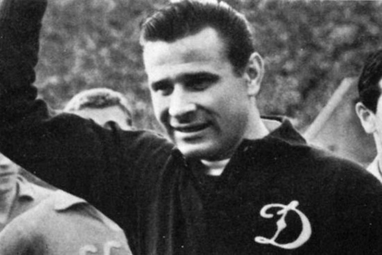 Dinamo Moscú de Lev Yashin desciende por primera vez en su historia ...